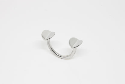 Floating Ring in 925 silver, minimalistic open ring, fits best on the middle finger, handmade by Minou Lejeune